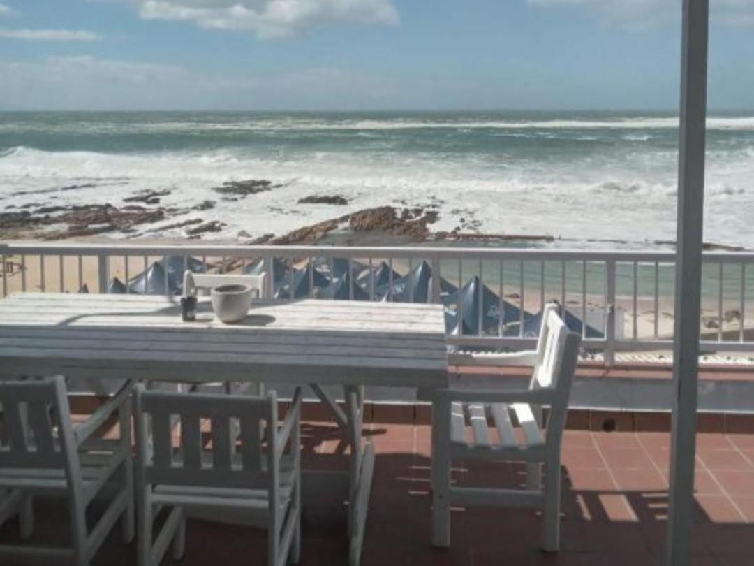 Point Village Hotel And Self Catering Mossel Bay Exterior foto